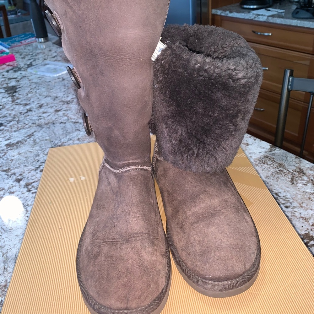 Chocolate Triple Bailey Button Uggs - image 4